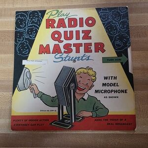 Radio Quiz Master Stunts Board Game with Model Microphone